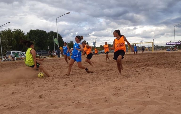 Fútbol Playa Patagónico: triunfo del seleccionado femenino ante Chubut