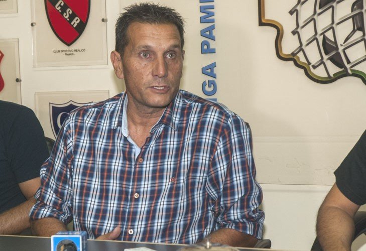 Norberto Cuevas y el fútbol de Liga Pampeana: “al menos hasta agosto esto no va a volver”