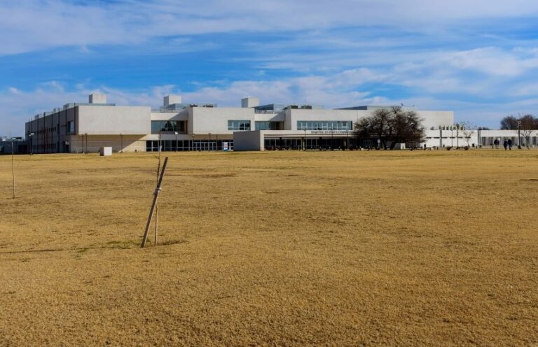 Ziliotto presentó el Proyecto de Ley para transferir el inmueble para la Facultad de Ciencias de la Salud
